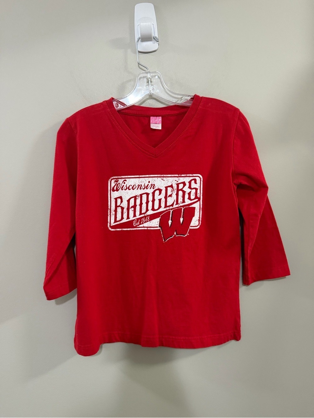 Women's Red Wisconsin Badgers University Of Wisconsin-Madison V-Neck Tee